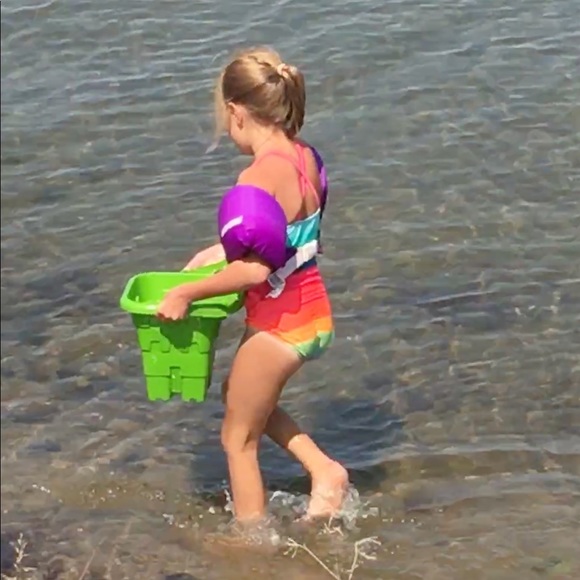 Meet your Posh Ambassador, Jen ♥️ - Picture 4 of 10